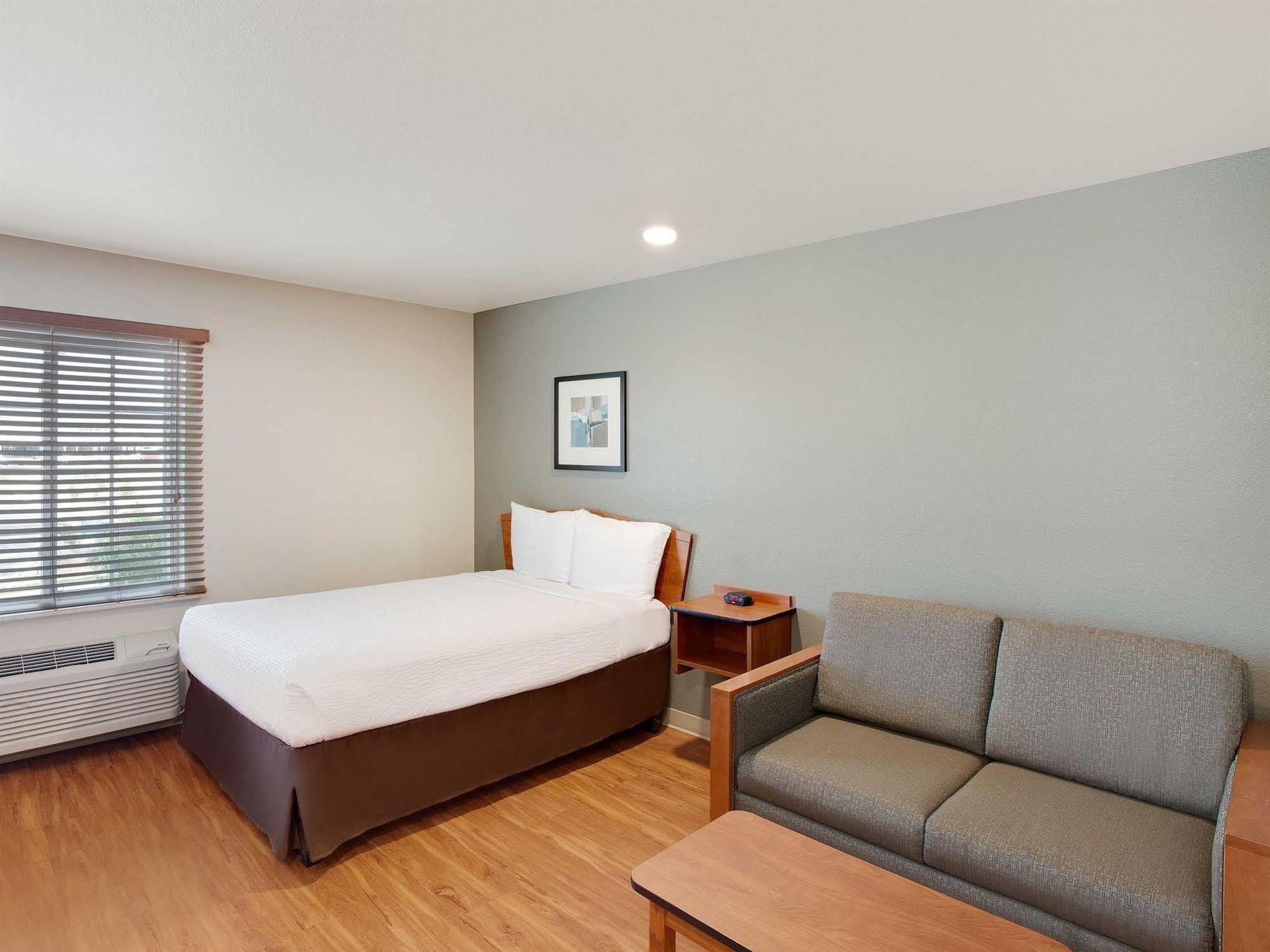 Woodspring Suites College Station Eksteriør bilde